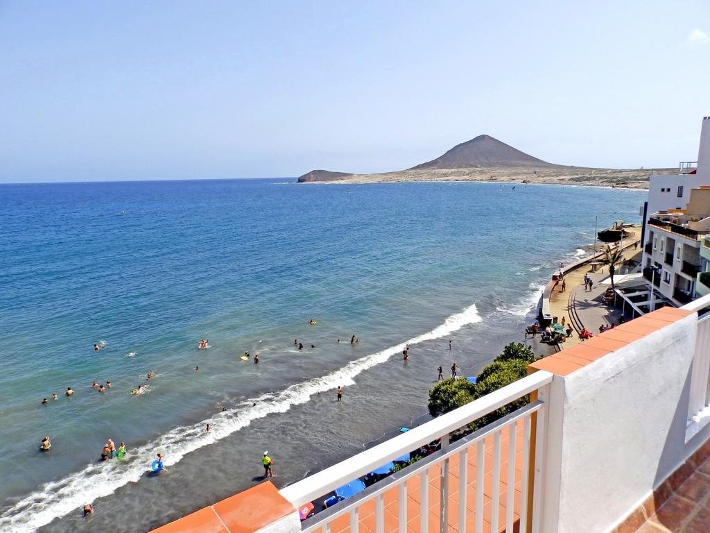Apartamentos Medano - Atico Playa El Medano  Room photo
